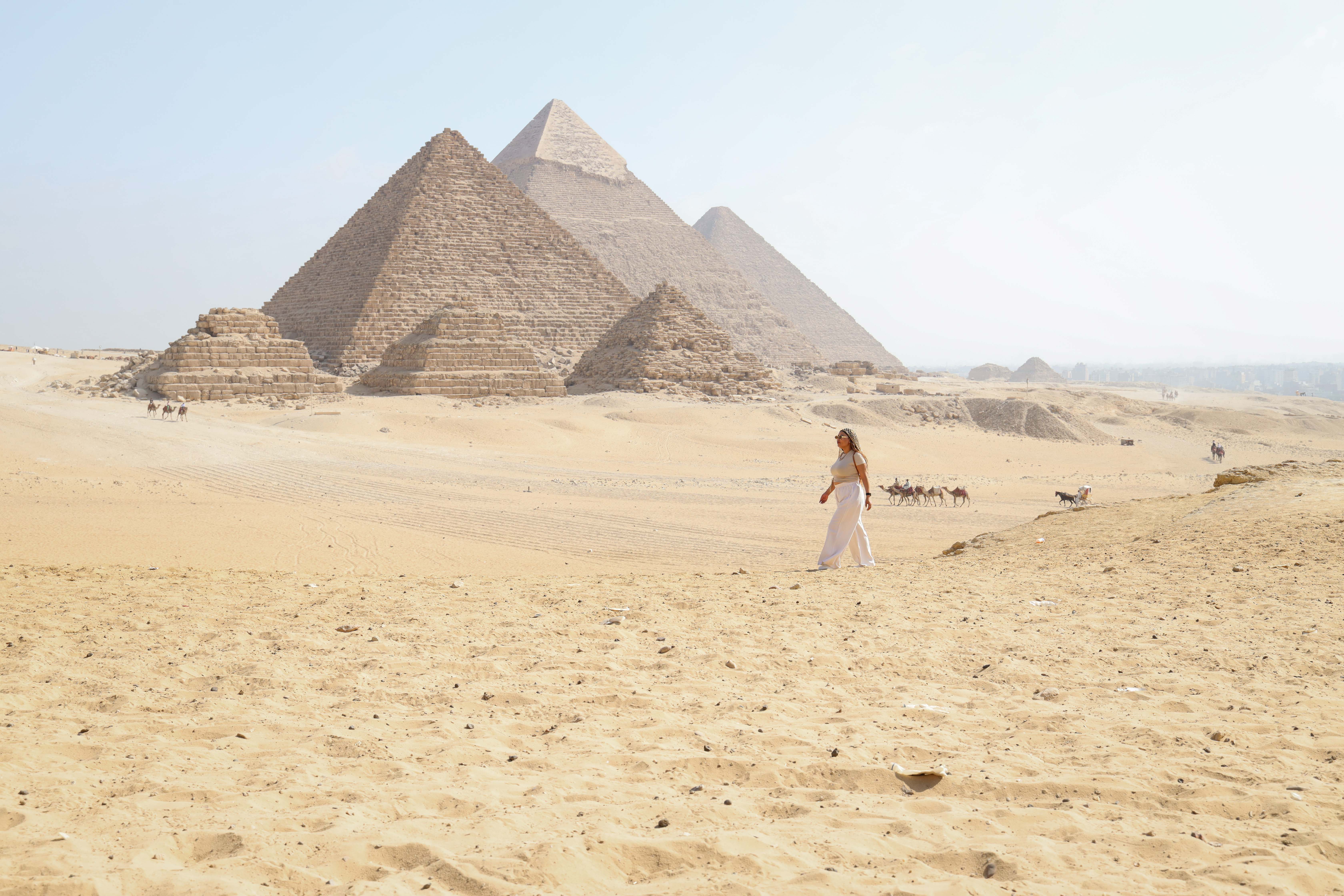 Cairo day tours - pyramids, museums and Old Cairo
