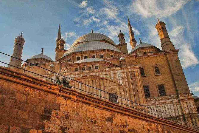 Cairo City Tour & Shakira Concert