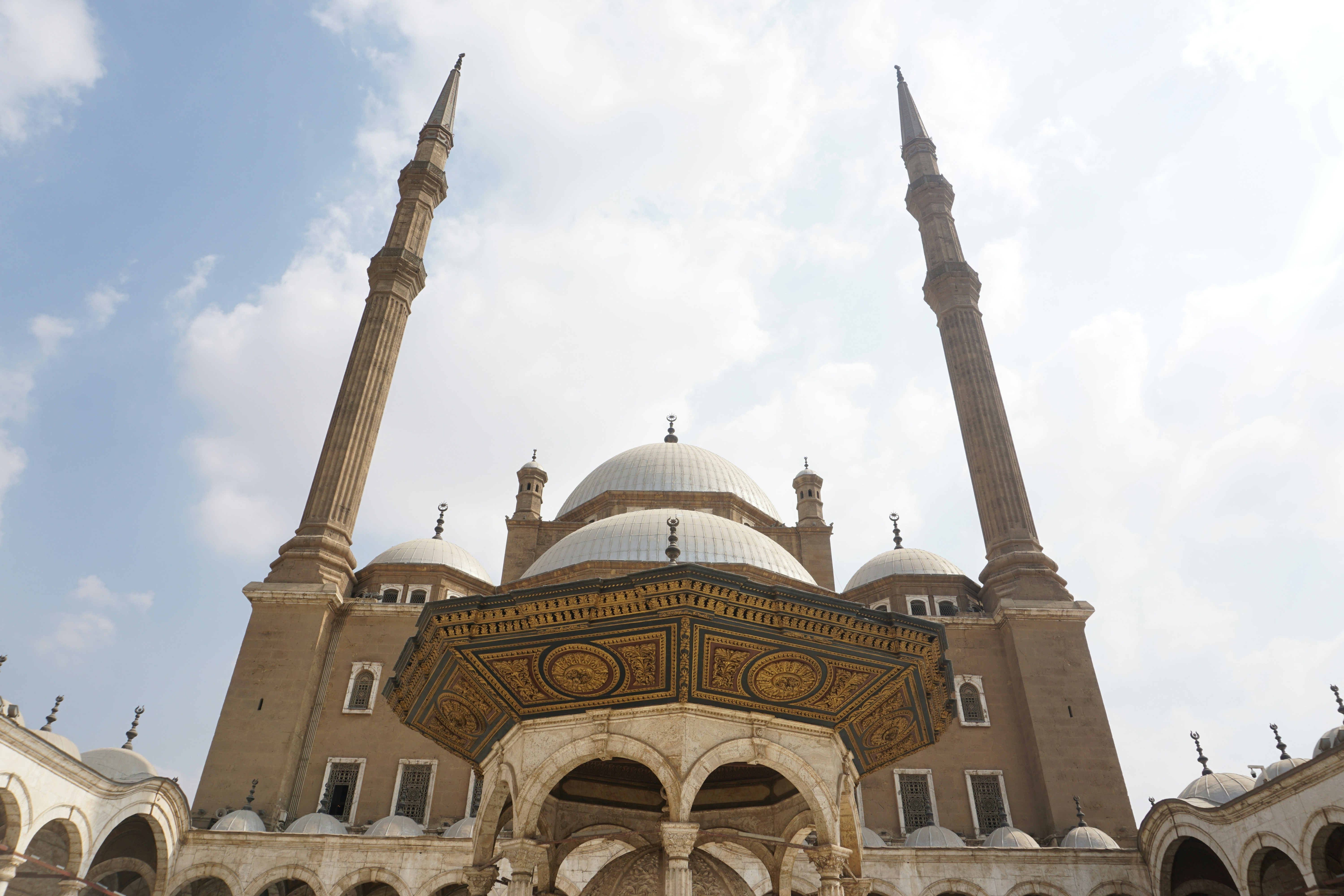 The Alabaster Mosque Cairo’s Crown Jewel of Ottoman Splendor