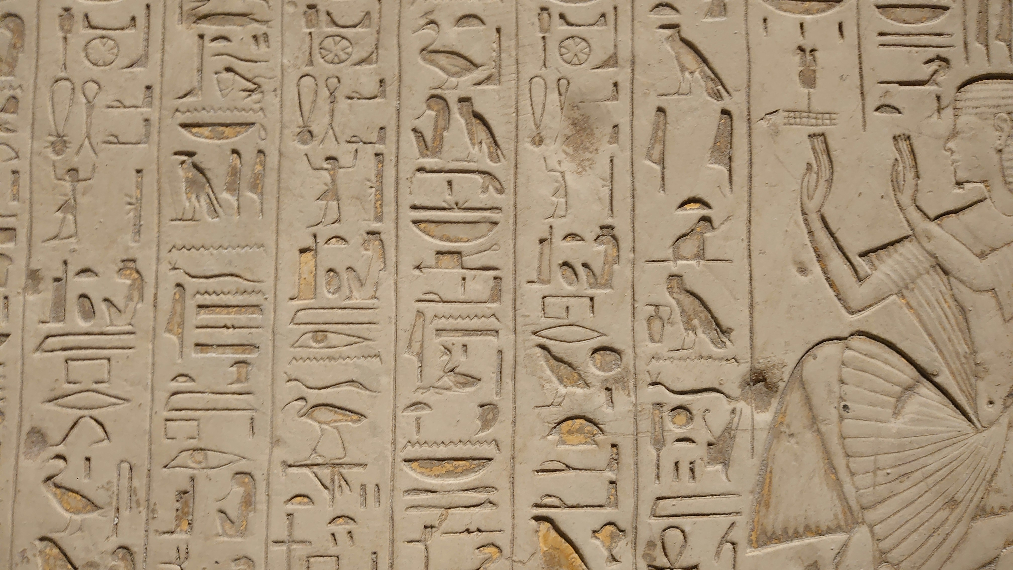 What Language Is Spoken in Egypt? Discover the Heartbeat of Egyptian Communication