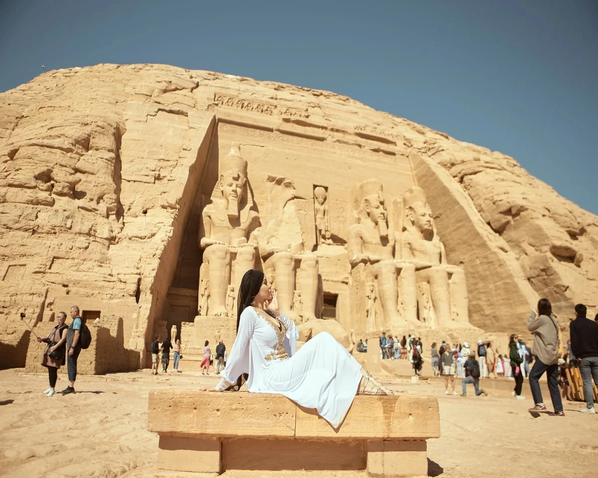 Philippines girl Travel to Luxor with iEgypt tours and travels